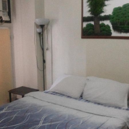 Paranaque City Langel Apartelle@ Chateau Elysee-Ritz 709-A מראה חיצוני תמונה