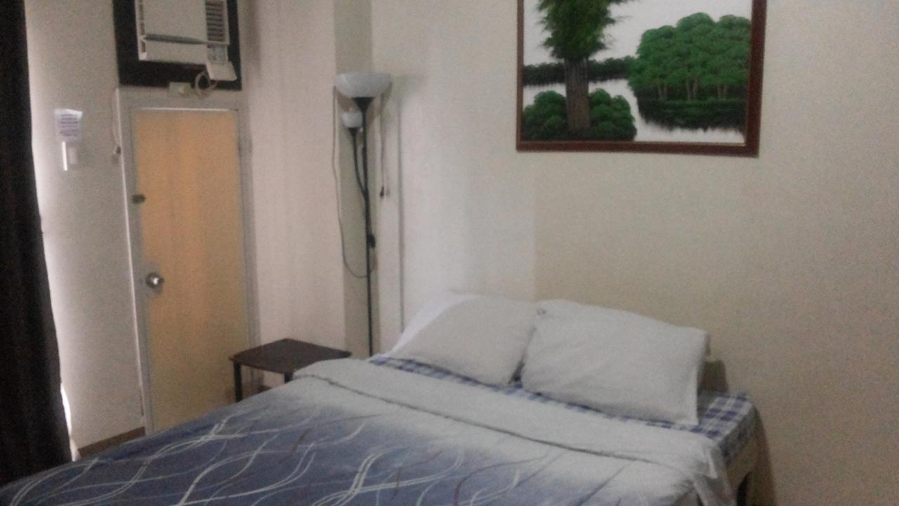 Paranaque City Langel Apartelle@ Chateau Elysee-Ritz 709-A מראה חיצוני תמונה