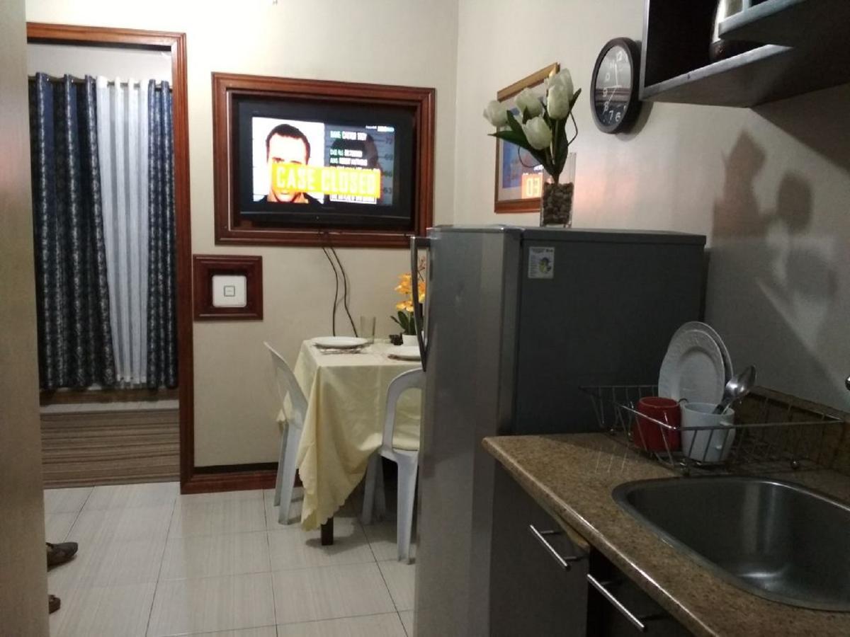 Paranaque City Langel Apartelle@ Chateau Elysee-Ritz 709-A מראה חיצוני תמונה